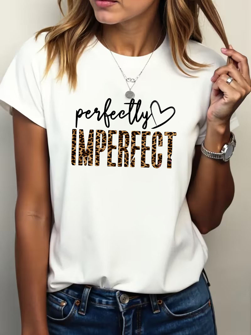 Women Fashion Quotes - Camiseta con gráfico de corazón de